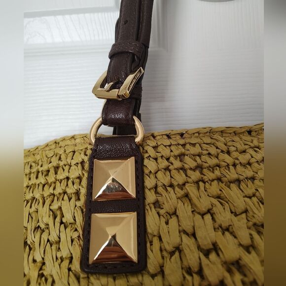 Michael Kors woven straw tote EUC - Picture 3 of 9